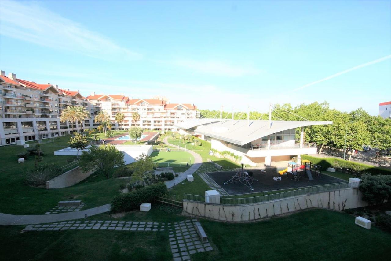 Modern In Luxurious Condominium Appartement
