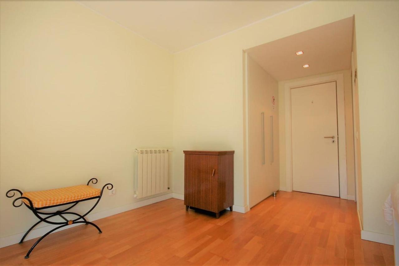 Modern In Luxurious Condominium * Cascais