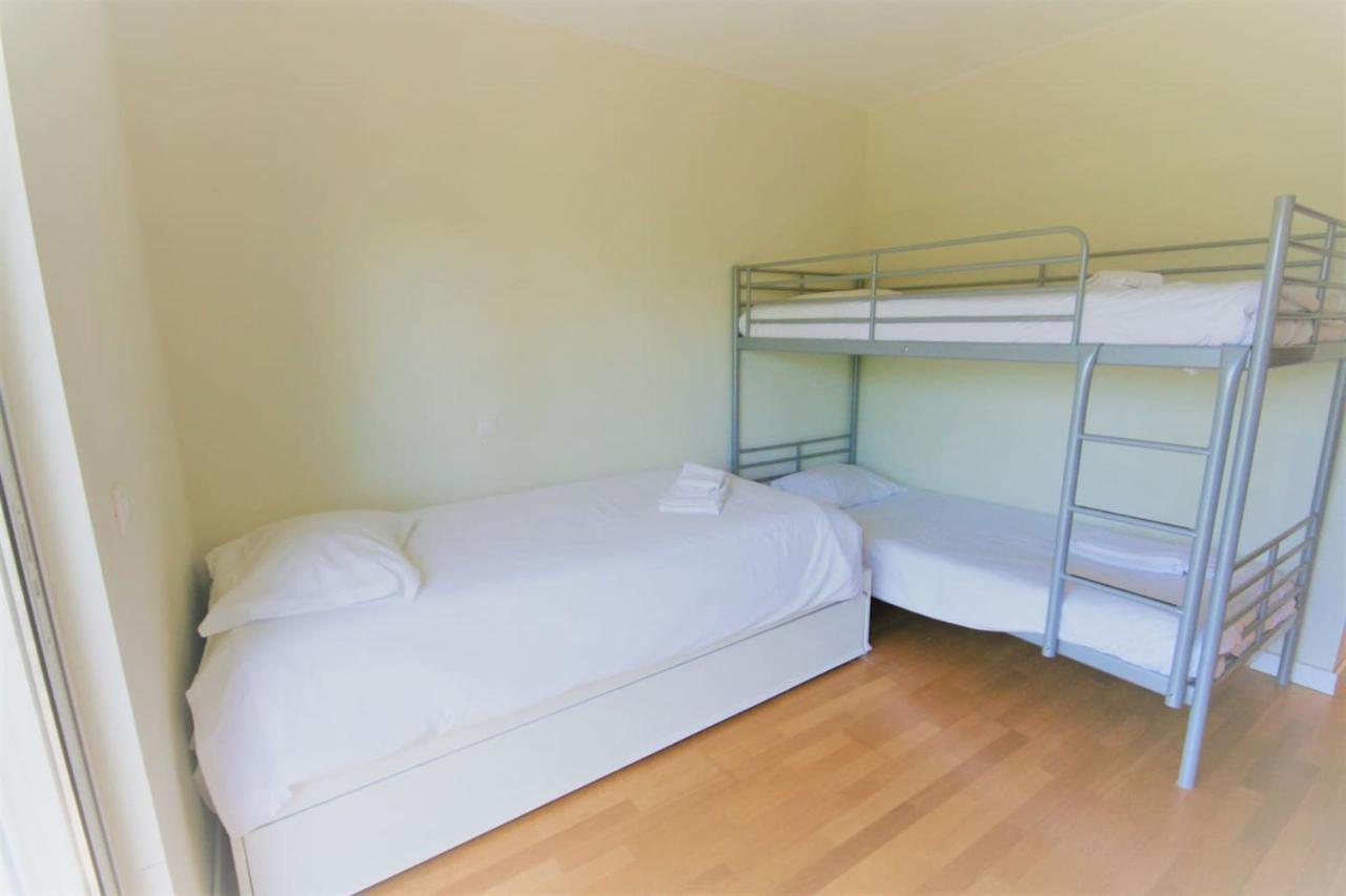 Modern In Luxurious Condominium