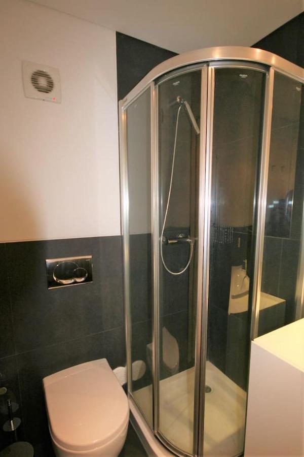 Appartement Modern In Luxurious Condominium *